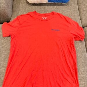 Columbia Men's Vibrant Red Short Sleeve Tee